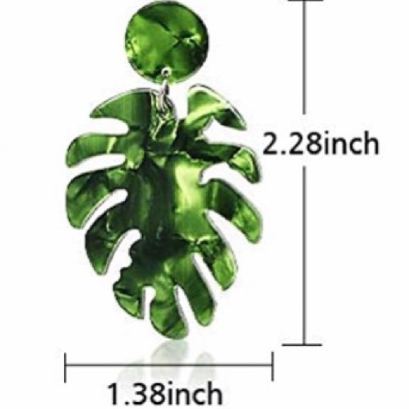 LUSH green acrylic monstera leaf earrings - Picture 4 of 5